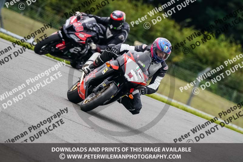 donington no limits trackday;donington park photographs;donington trackday photographs;no limits trackdays;peter wileman photography;trackday digital images;trackday photos